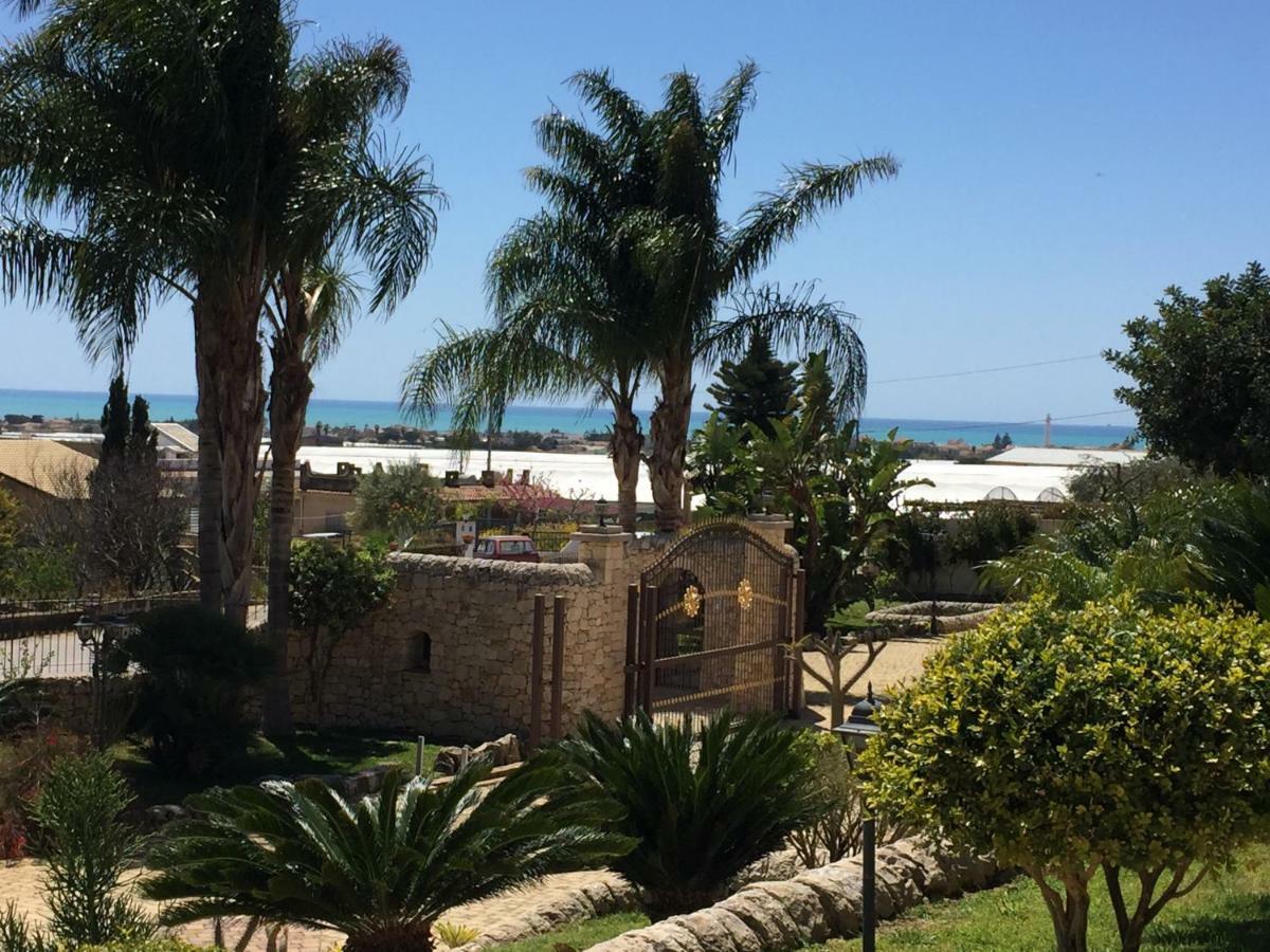 Villa Giulia - Sicilian Luxury Garden ปุนตาเซกกา ภายนอก รูปภาพ