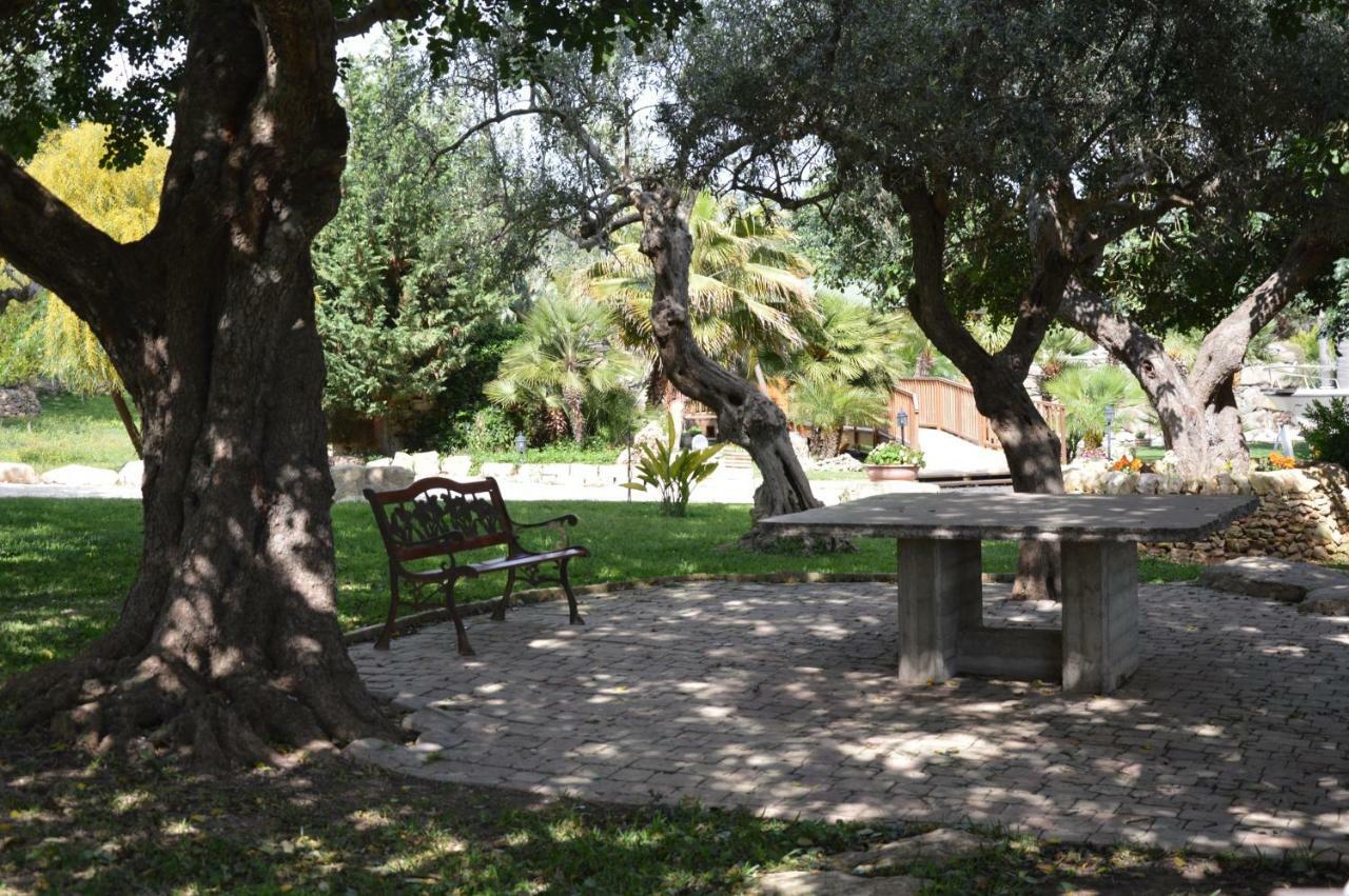 Villa Giulia - Sicilian Luxury Garden ปุนตาเซกกา ภายนอก รูปภาพ